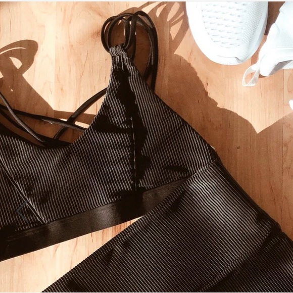 NWT California Kisses Bralette - Adult Medium - Picture 7 of 8